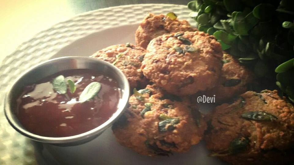 Vendhaya Keerai Masal Vadai